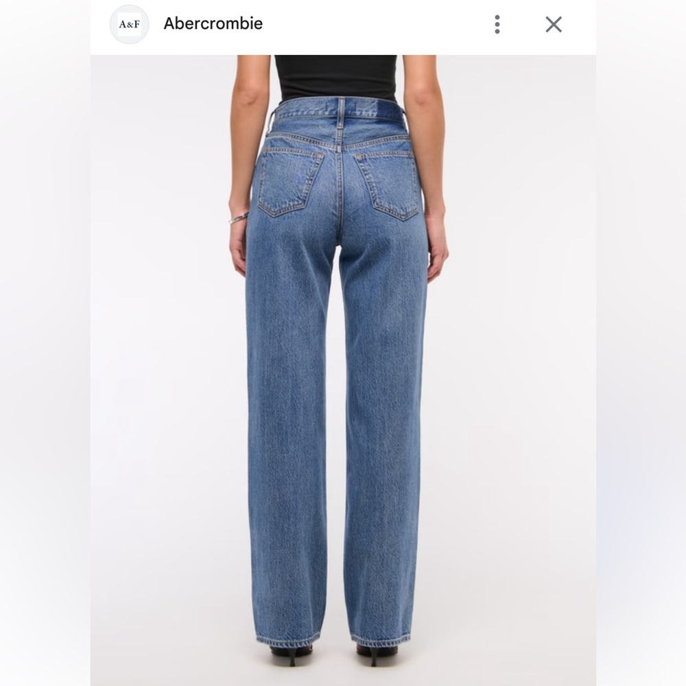 Abercrombie & Fitch Women's High Rise Loose Jeans in Classic Blue